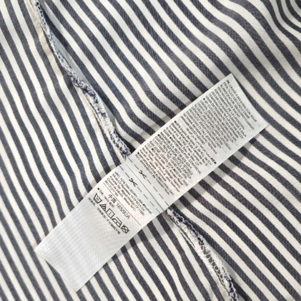 Old Navy Striped Blue and White Sleeveless Tank Top - Picture 9 of 10